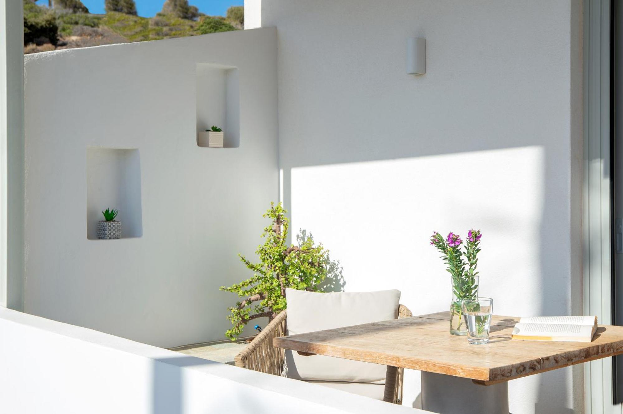 Niriis Sea View Studio Melite Batsi Exterior foto