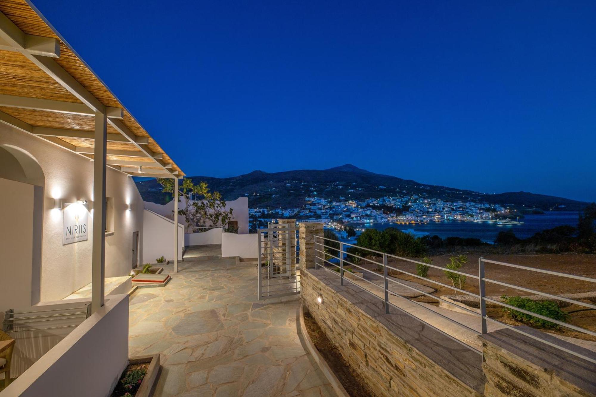 Niriis Sea View Studio Melite Batsi Exterior foto